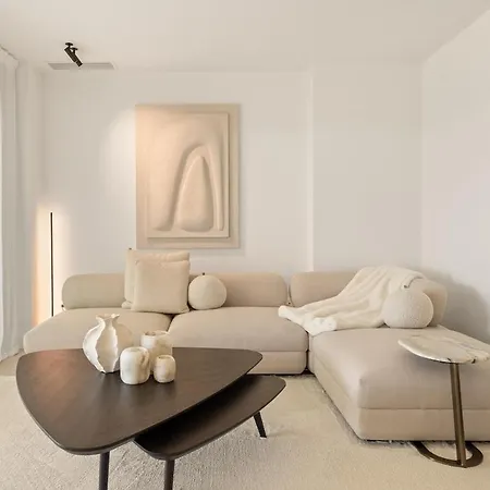 Designer 2-bed With Garden Camarate Hills Rdr577 Lejlighed Estepona