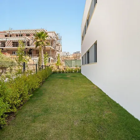 Apartamento Designer 2-bed With Garden Camarate Hills Rdr577 *